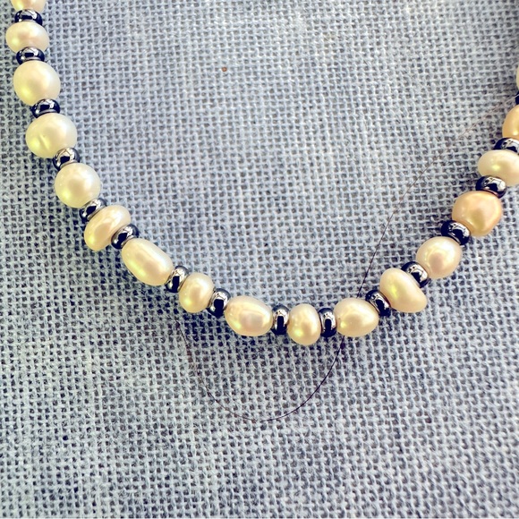 Pearl bracelet, tiny freshwater pearls with hematite seed beads,delicate. - Picture 2 of 6